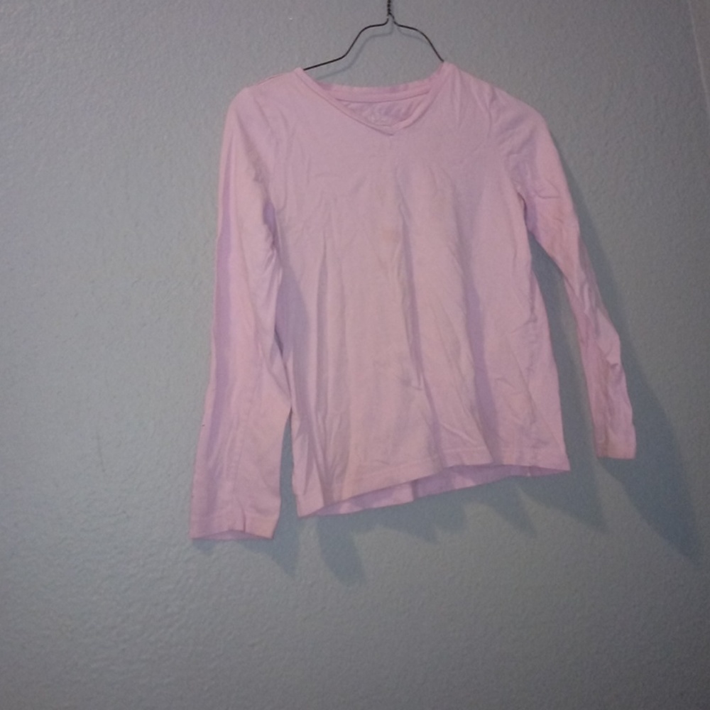 Girl's shirt